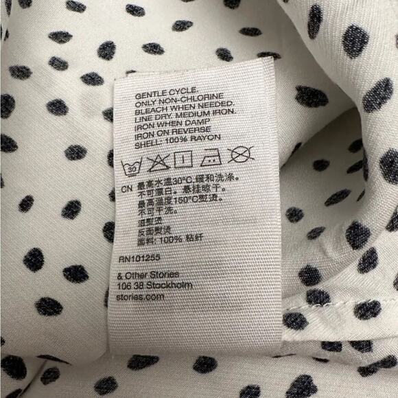 & OTHER STORIES Top Womens US Size 10 Viscose Blouse White Black Stockholm - Picture 12 of 12
